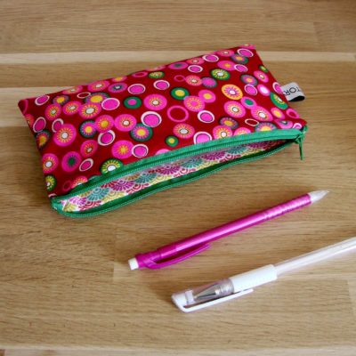 Trousse scolaire, Ronds rose fluo